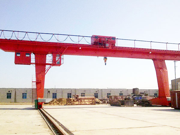 mdg型電動單主梁吊鉤門式起重機