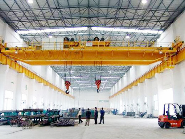 qe型雙梁雙小車(chē)橋式起重機(jī)