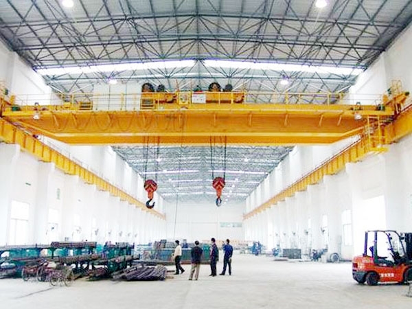 qe型雙梁雙小車橋式起重機(jī)